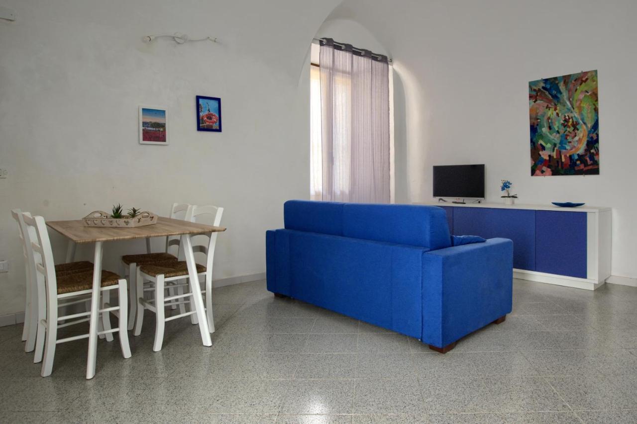 Casa A 2 Passi Dal Mare Con Patio Privato Villa Imperia Exterior photo